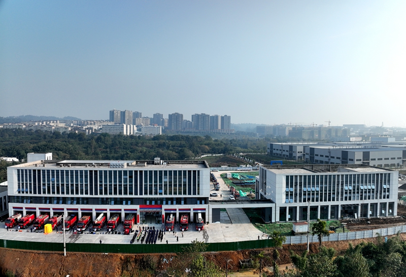 宜宾危险化学品救援基地暨实训基地项目正式交付使用 (2).JPG