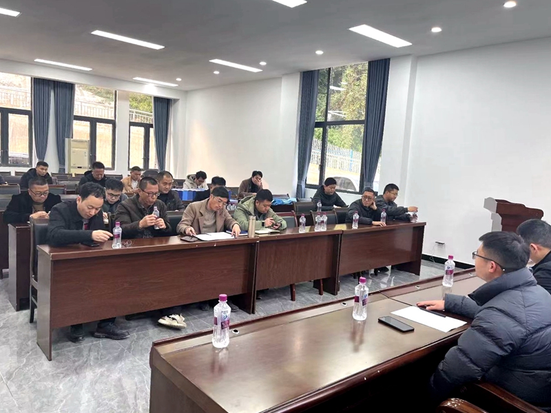 建投建工：建高华西鞍子上矿山土建项目顺利通过竣工验收 (2).jpg