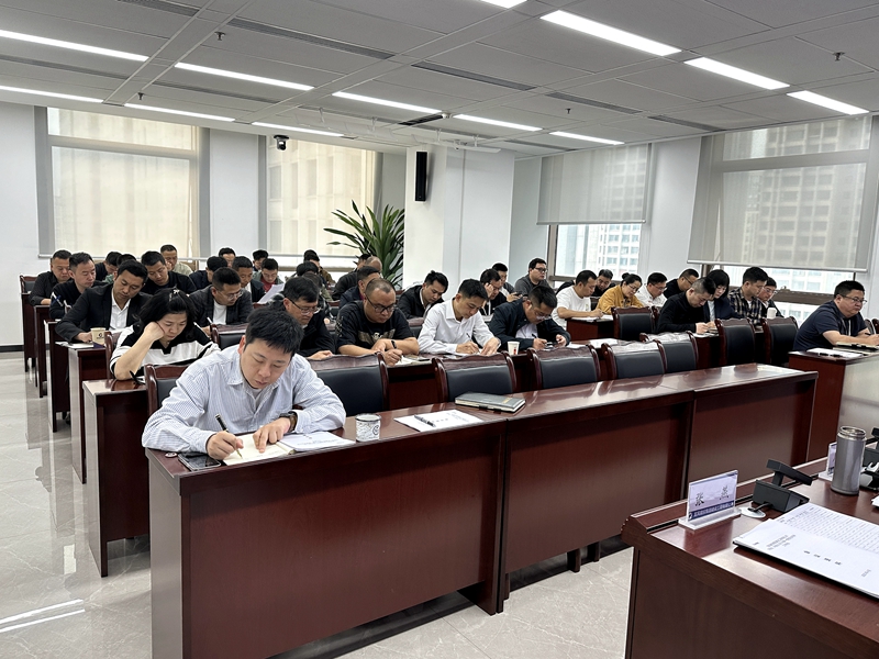 建投建工召开第一季度安全工作会 (3).jpg