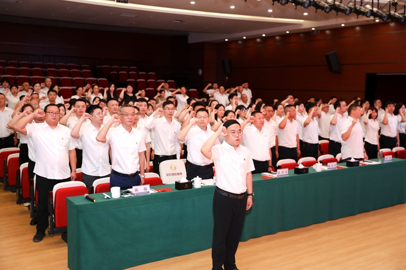 宜宾建投建工联合党支部创新开展音乐主题党课1.jpg