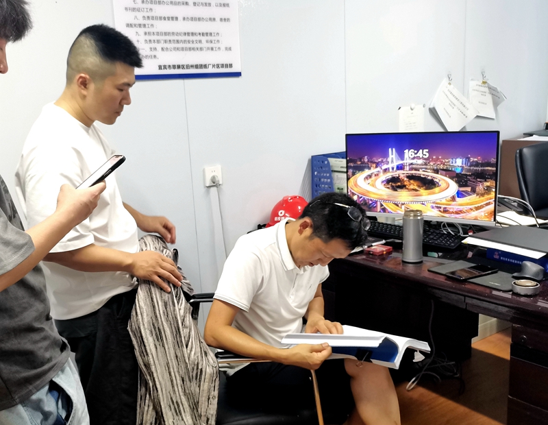 建投建工到上江传奇项目开展汛期专项安全检查.jpg